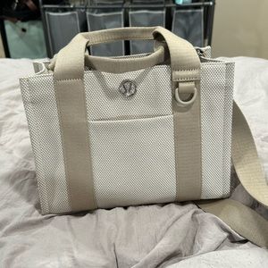 Lululemon Two-Tone Canvas Mini Tote Bag 4.5L